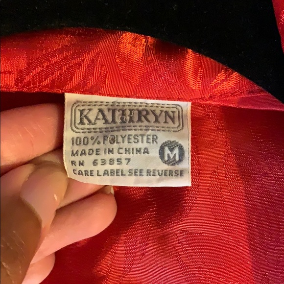 Vintage Robe - Picture 3 of 3